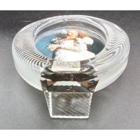 Mikasa Oval Shaped Ribbed Crystal Picture Frame Vintage 6.5 Inches Heavy 1980s - Picture 11 of 12